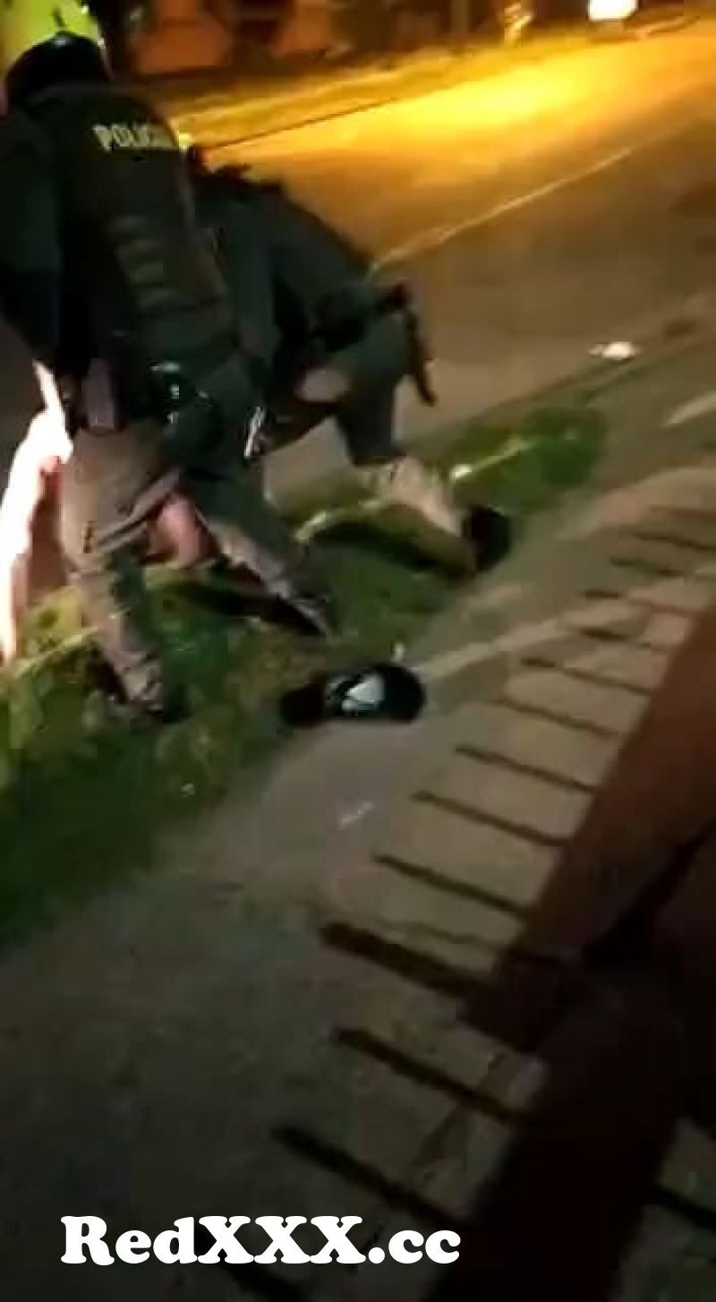 Video of police brutality ending in the death of Javier Ordoñez. This is  why tonight the city of Bogotá is burning bettwen protest and more police  brutality from swathi naidu police hot sex video Post - RedXXX.cc