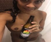 Vacation shower beer... it doesn’t even feel like a Monday! Hop Valley Mango & Stash Mango IPA from mango shake