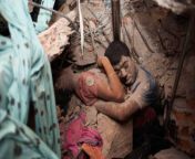 Deceased couple found embracing among the remains of a collapsed garment factory in Dhaka, Bangladesh. 2013 from ������ ��������������� ��������������� ��������������������� ��������������� bangla xxx bangladesh xxx dhaka